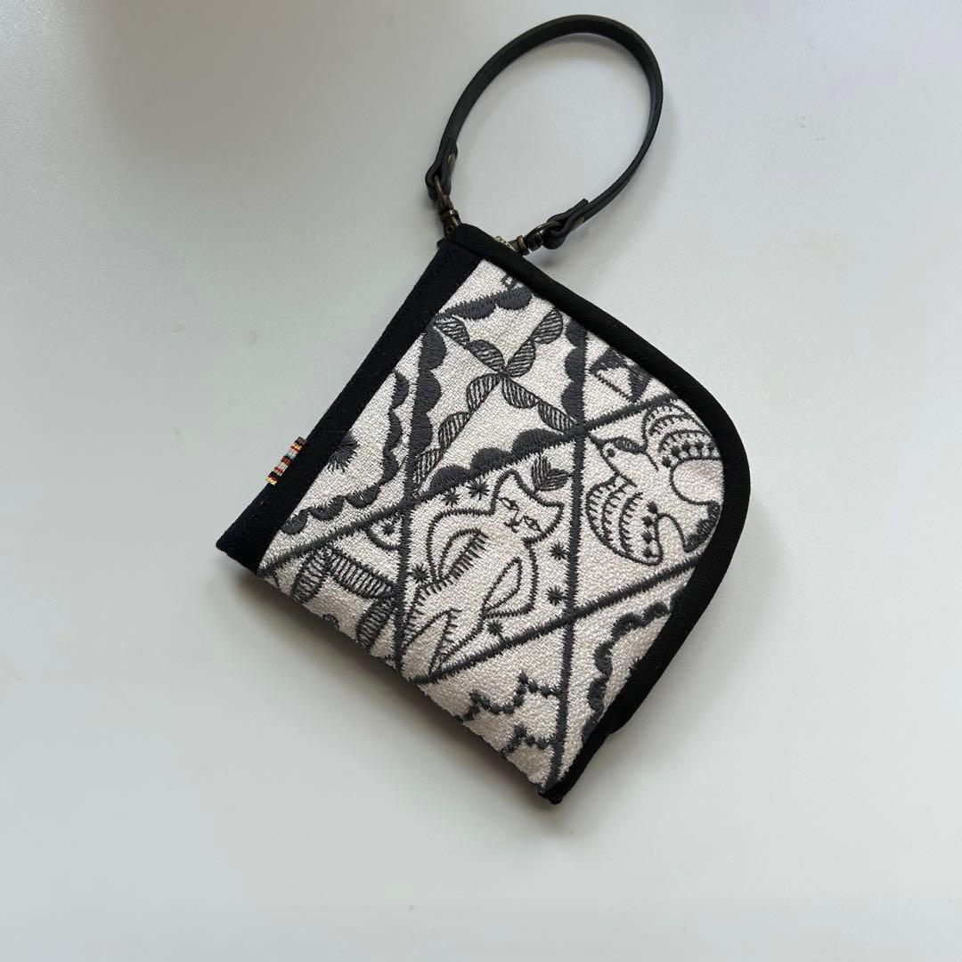 ミナペルホネン　通帳ケース　専用