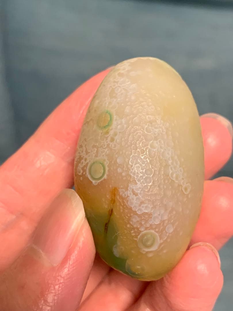 17 アラシャンゴビアゲート　蒙古瑪瑙　原石　水石　翡翠　オパール　根付　天珠