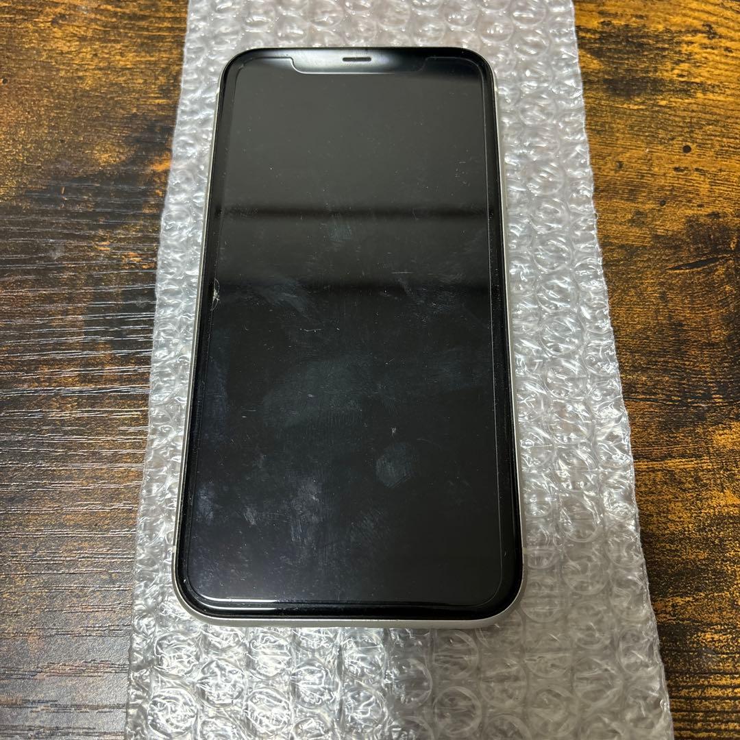 ヒ*ロ様 Apple iPhone 11 ホワイト 64G