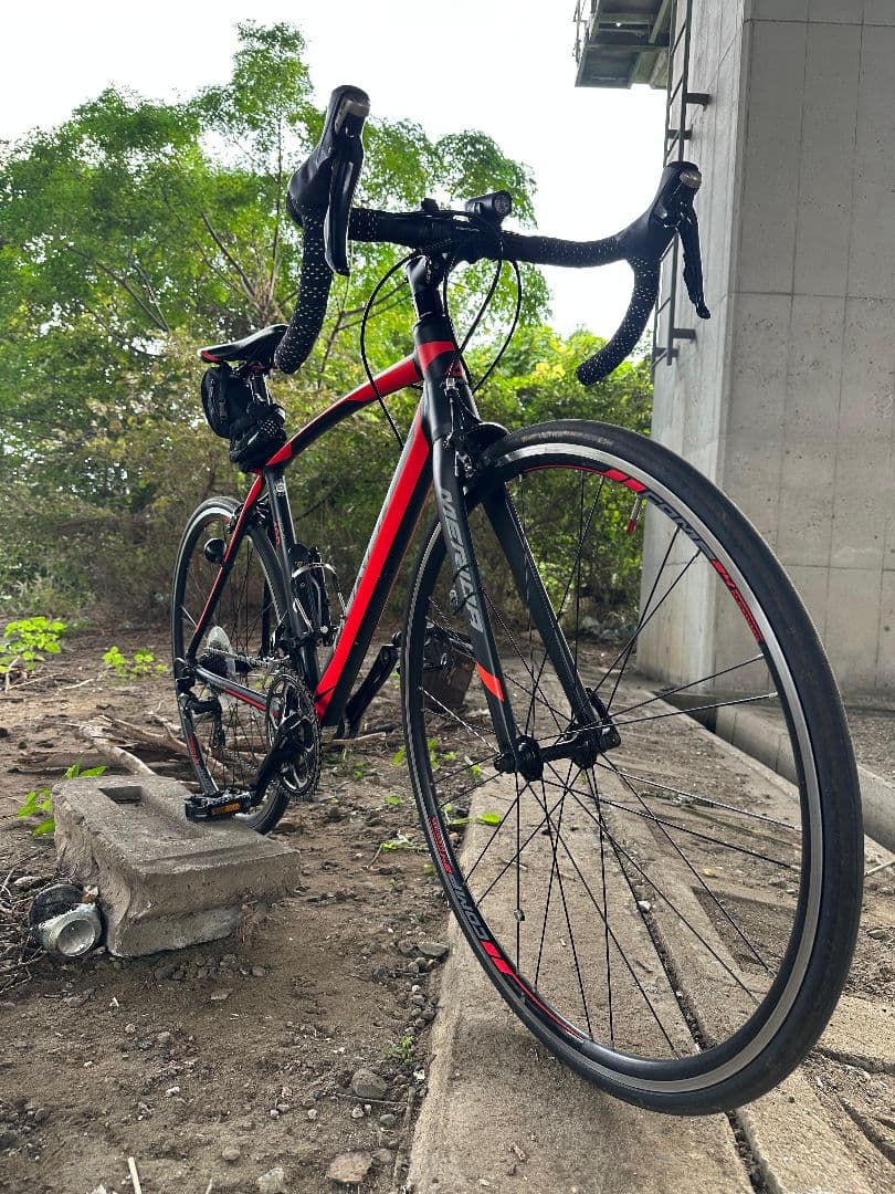 MERIDA ロードバイク ブラック/レッド 700C