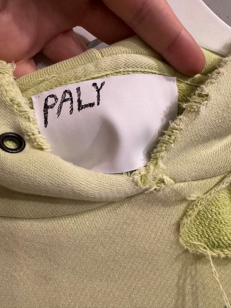 パリーハリウッド 25AW ペイント ワッペン プルオーバーパーカーメンズM/L