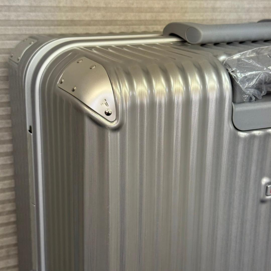 ☆☆スイスミリタリー　キャリーバッグ　SM-I828　105L　64144