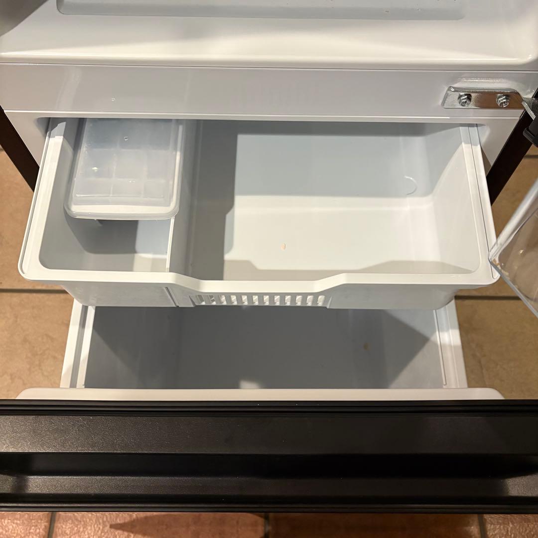 【東京23区設置無料‼️】Hisense 冷蔵庫135L✨2023年製✨ブラウン