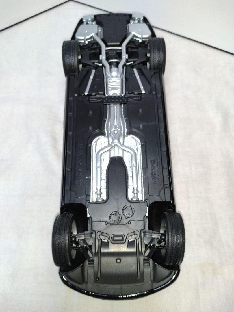 235　京商　1/18　ロールスロイス　ゴースト　黒/シルバー