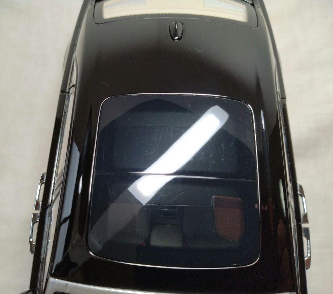 235　京商　1/18　ロールスロイス　ゴースト　黒/シルバー