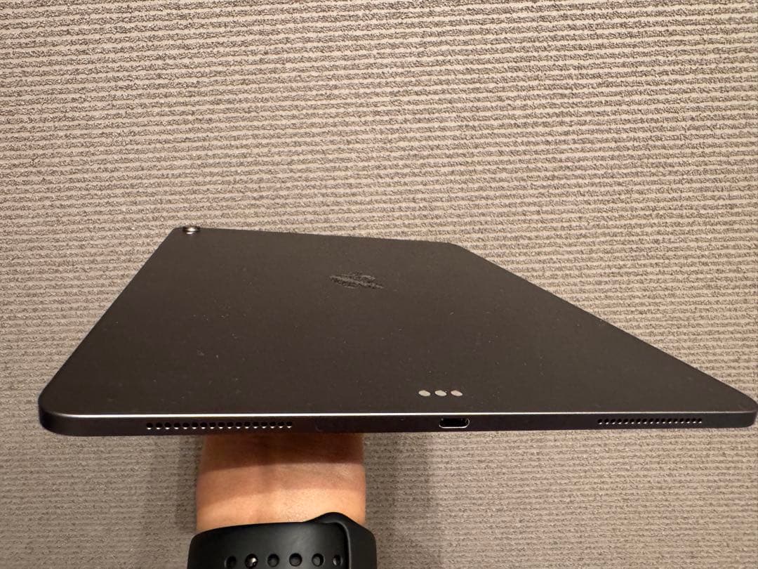 【ほぼ未使用品✨】iPad Pro 12.9インチ 充電3回バッテリ105%