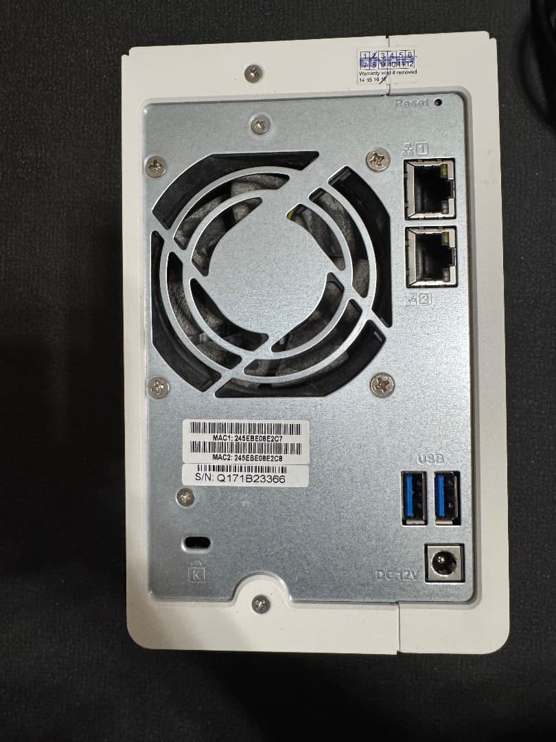 QNAP 2ベイNAS USB 3.0ポート付き　TS-231P