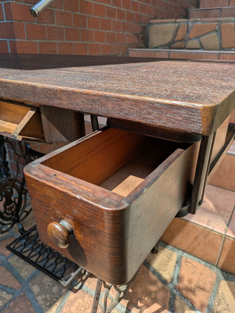 【送料込】シンガー ミシン台 アンティーク アイアン 古材PCデスクカスタム