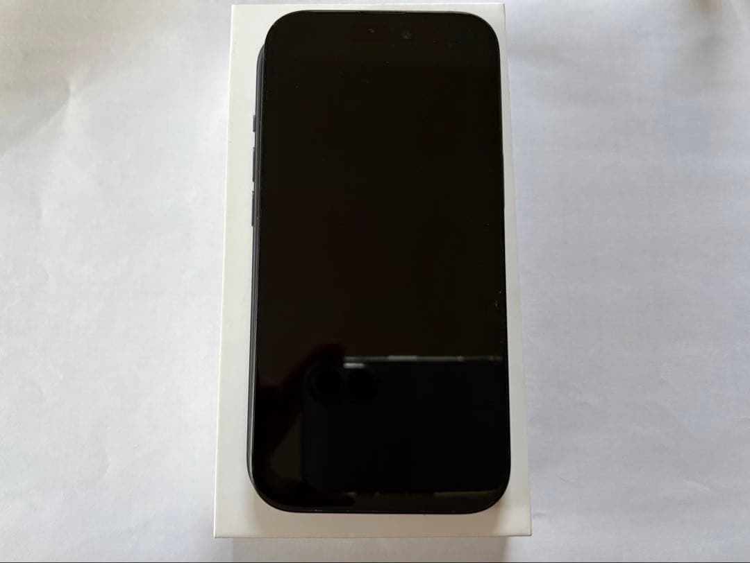 iPhone 15 ブラック 128GB 本体 バッテリー最大容量88%