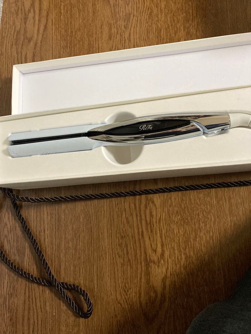 ⭐︎ほぼ新品⭐︎ ReFa ストレートヘアアイロン RE-BM-02A ホワイト