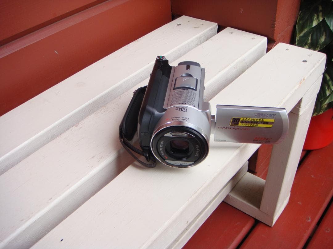 SONY ハンディカムDCR-SR100 ビデオカメラ本体