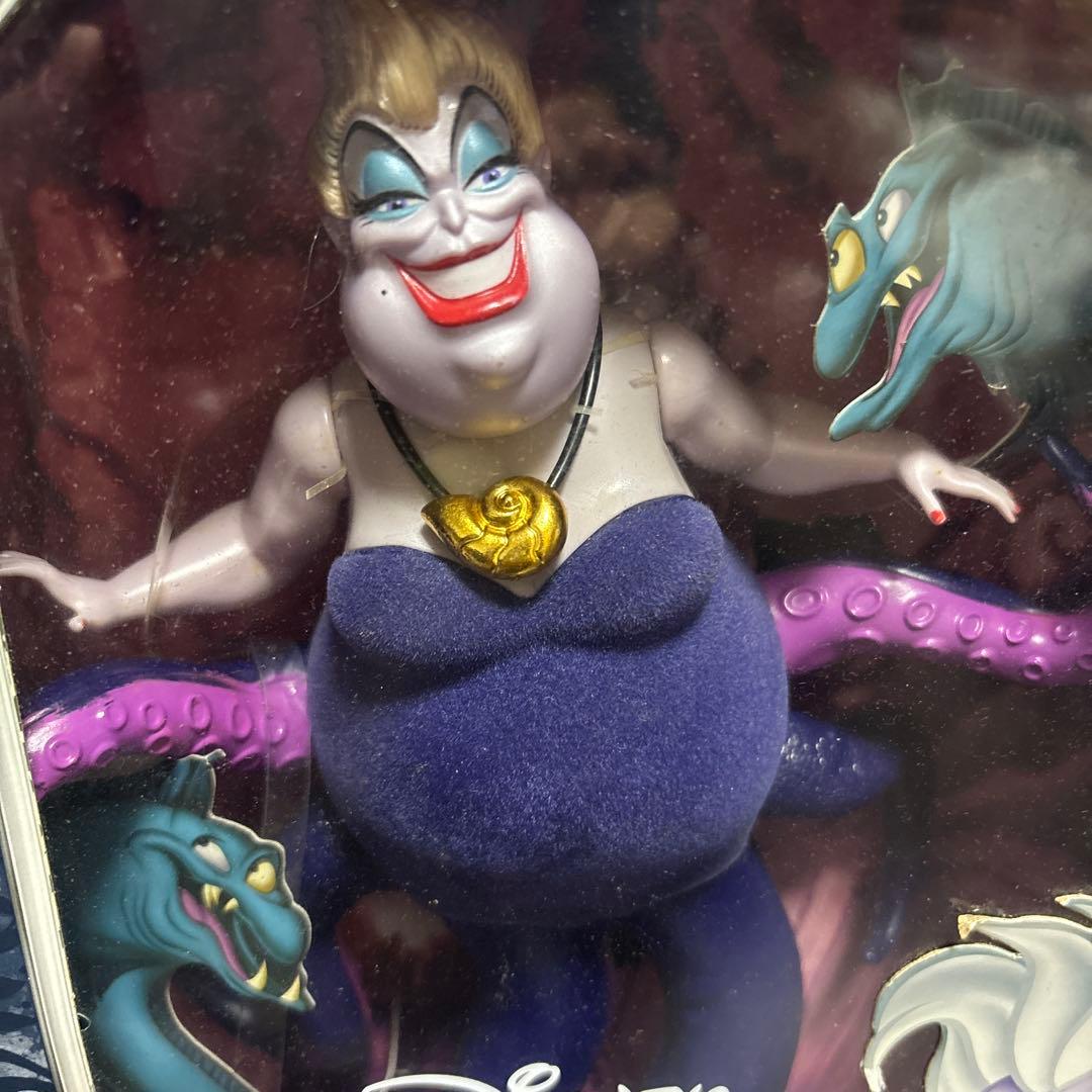 ディズニー 白雪姫◆エビルクイーン リトルマーメイド アースラフィギュア マテル