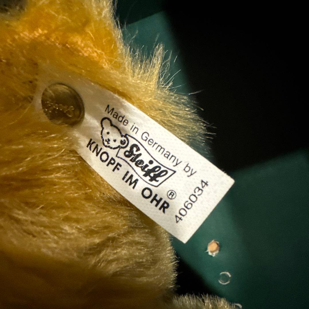 シュタイフ社の1907年テディベアのレプリカ日本限定5000体