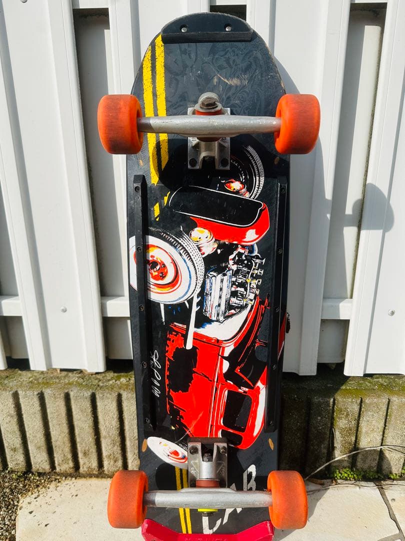 Powell Peralta スケートボード 車デザイン