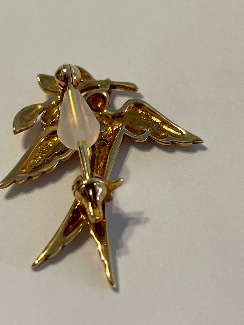 MIKIMOTOミキモトブローチ K18 ダイヤ0.03カラット2粒　鳥ツバメ