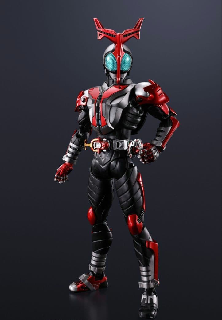 S.H.Figuarts 真骨彫製法 仮面ライダーカブトハイパーフォーム10th