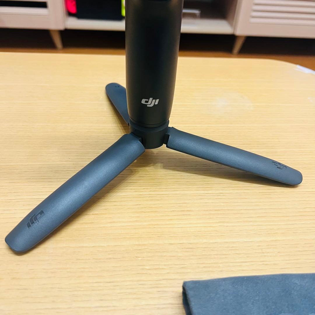 【未使用に近い】DJI Osmo Mobile 6 スマホジンバル／付属品完備