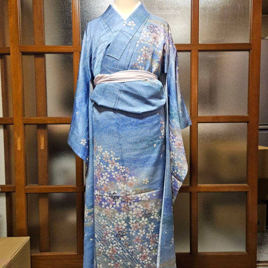 成人祝い　振り袖