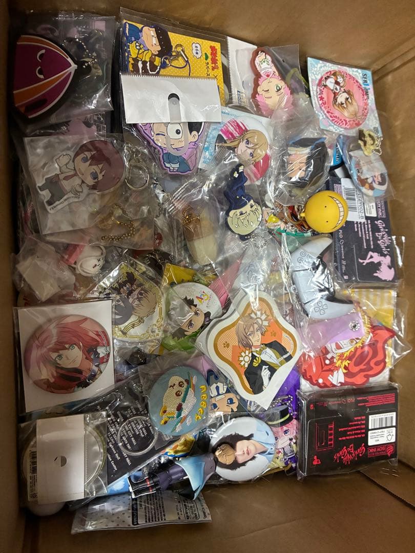アニメ 漫画 大量 グッズ まとめ売り 缶バッジ アクリルスタンド フィギュア