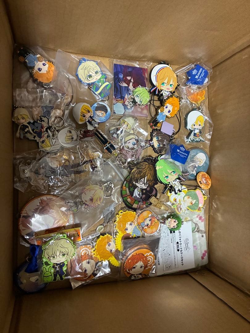 アニメ 漫画 大量 グッズ まとめ売り 缶バッジ アクリルスタンド フィギュア