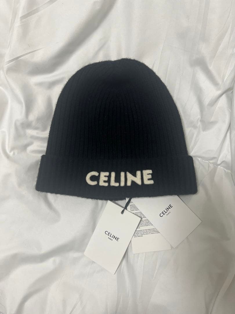 セリーヌニット帽