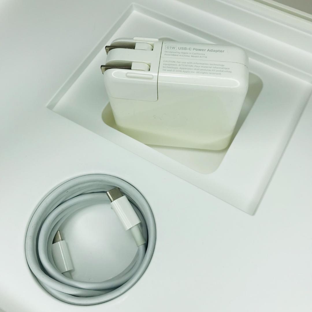 P87) MacBook Pro 13 i5 8G 256G 美品