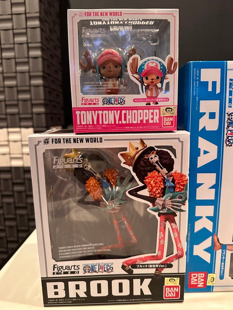 ワンピース Figuarts ZERO 麦わらの一味　セブンイレブン限定台座付き