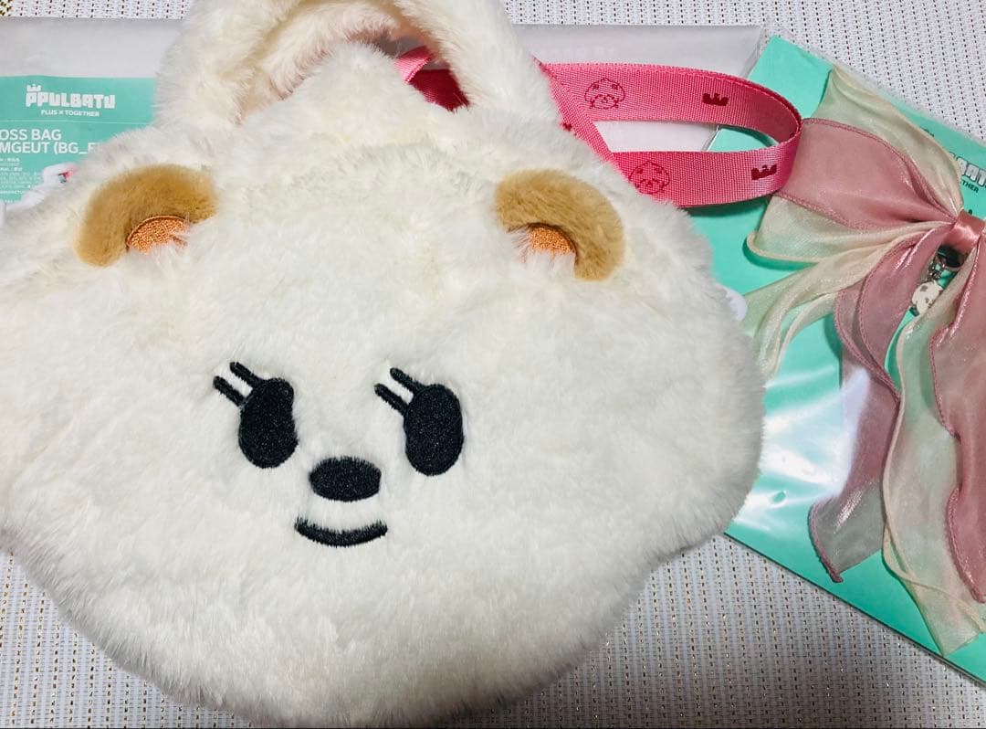 TXT プルバトゥ バムグッ クロスバッグ等