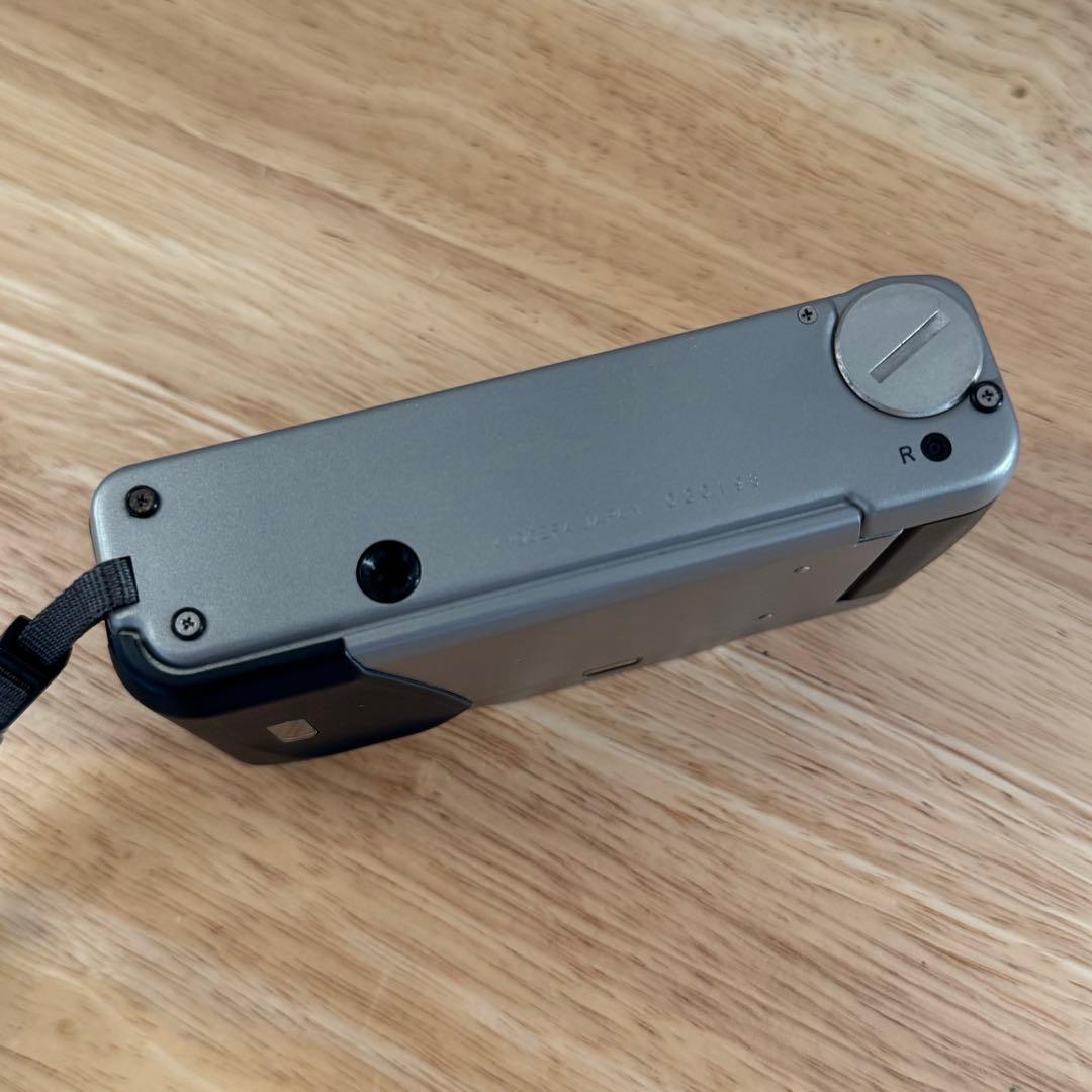 CONTAX T2コンパクトフィルムカメラ