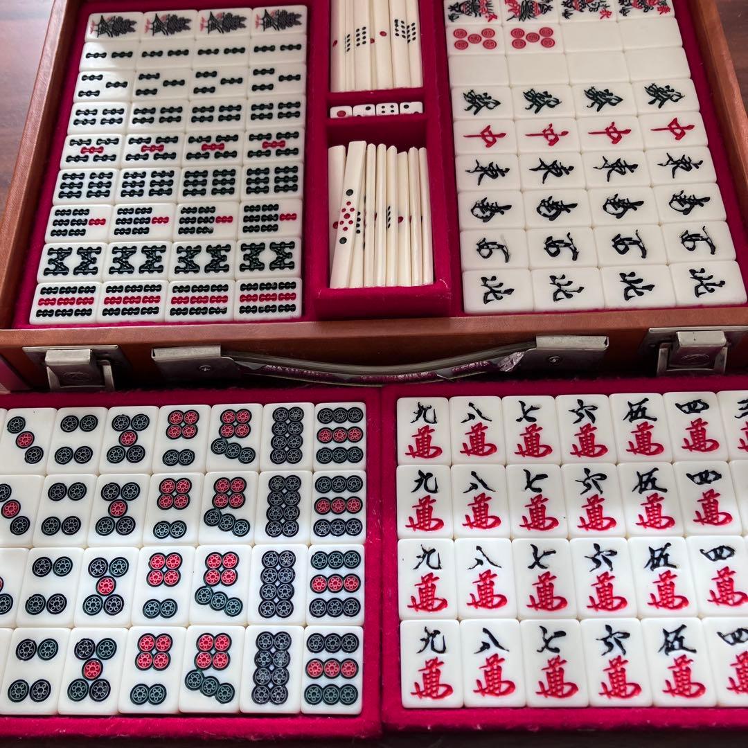 【希少】かきぬま製 麻雀牌 フルセット 役一覧表・点数早見表付 象牙調 背竹風