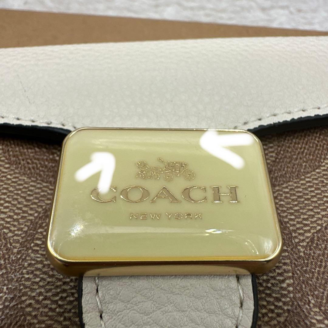 新品⭐️ 【COACH】 コーチ シグネチャー 二つ折り財布 ミニ財布 白×茶色