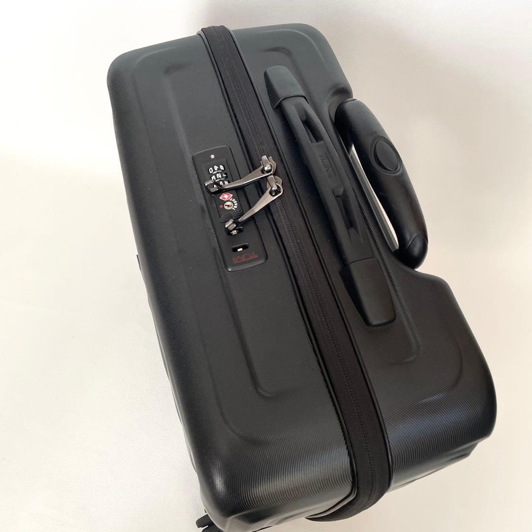 TUMI スーツケース コンパクト 4ウィール V4 ブラック 4輪