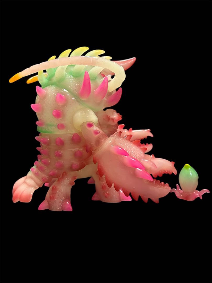 蓄光　bigclawx OBA Orchid Mantis GIDソフビ　オバー