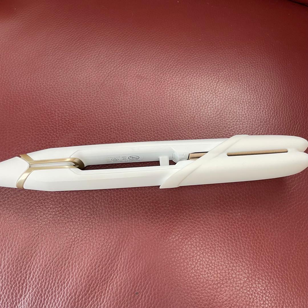 KINUJO　ホワイト ストレートヘアアイロン　中古品