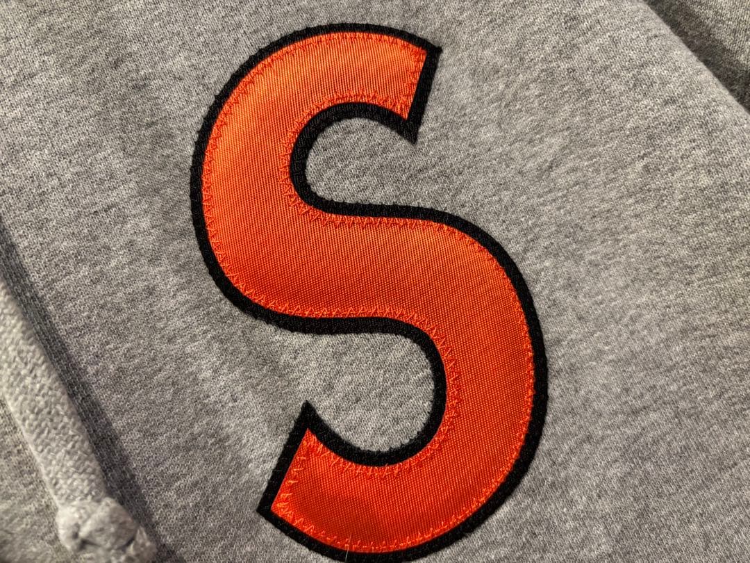 supreme シュプリーム　Sロゴパーカー　L 2025SS