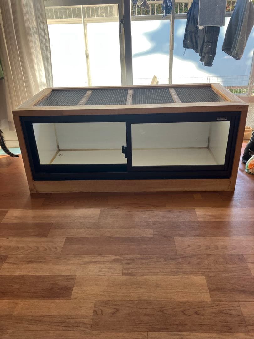 Ｆ＆K爬虫類アルミサッシ木製ケージ w1200×D600×H500