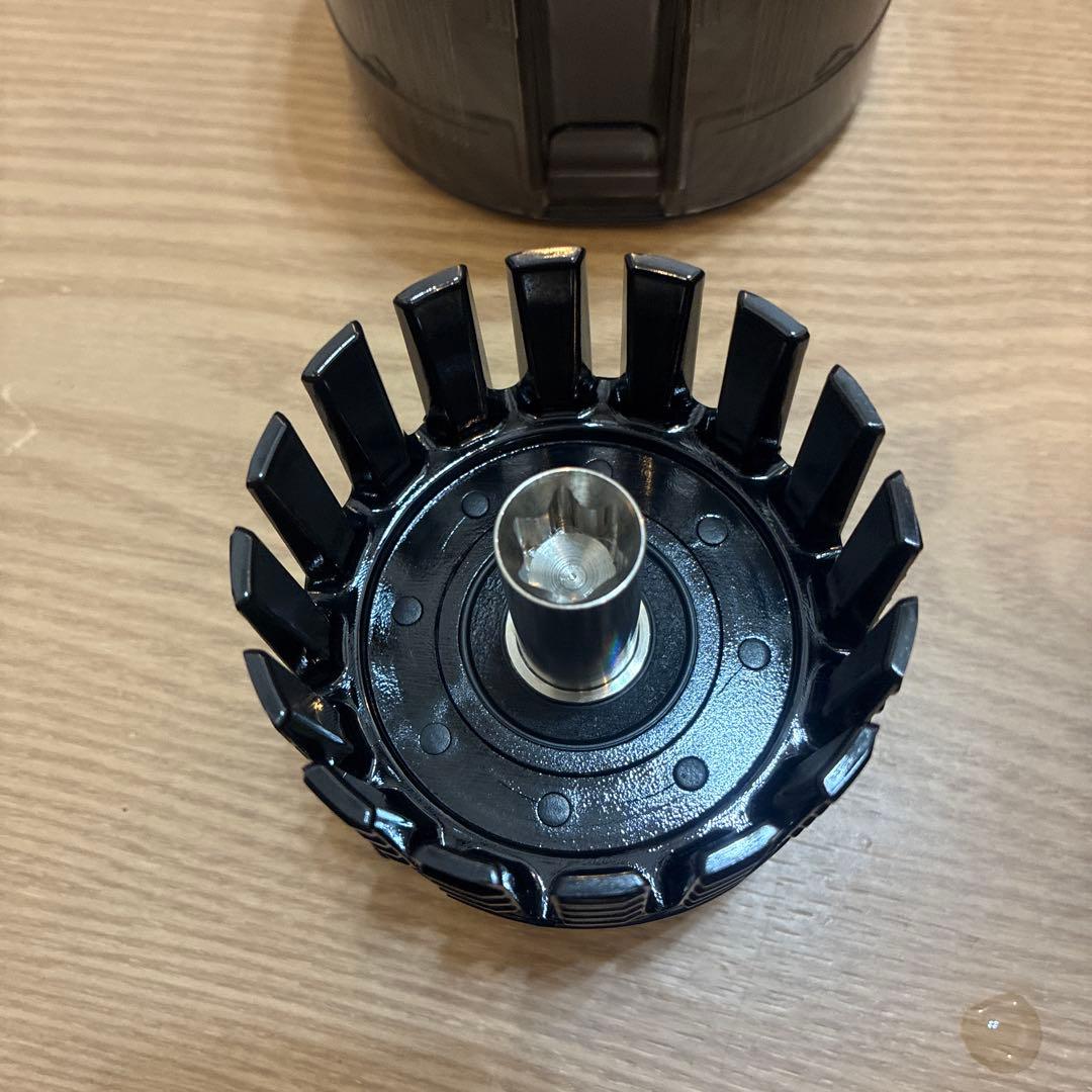 A*a様 HUROM ジューサー　H310A-BAC04PK ヒューロム　現状品