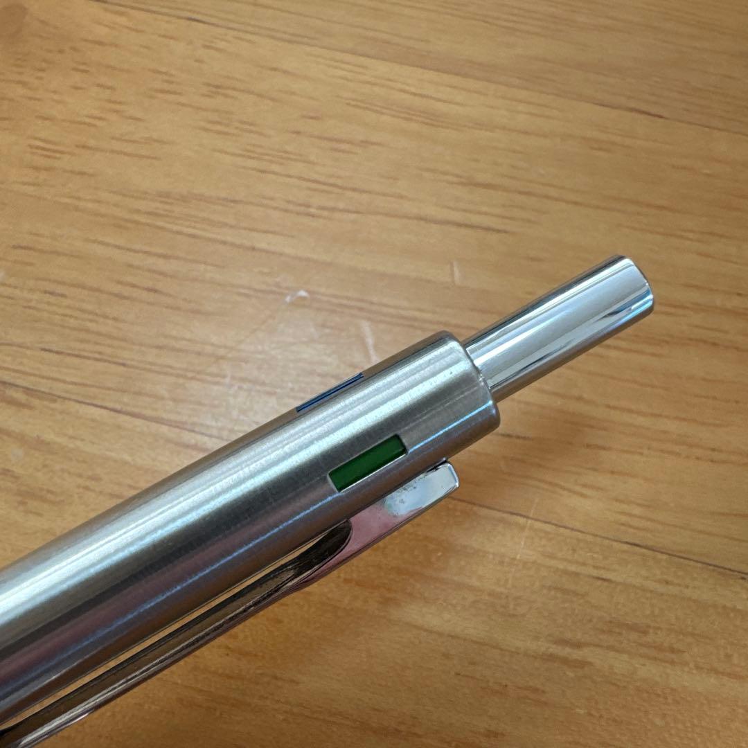 廃盤 PILOT パイロット 細字4色 ボールペン 多色ペン 振り子式