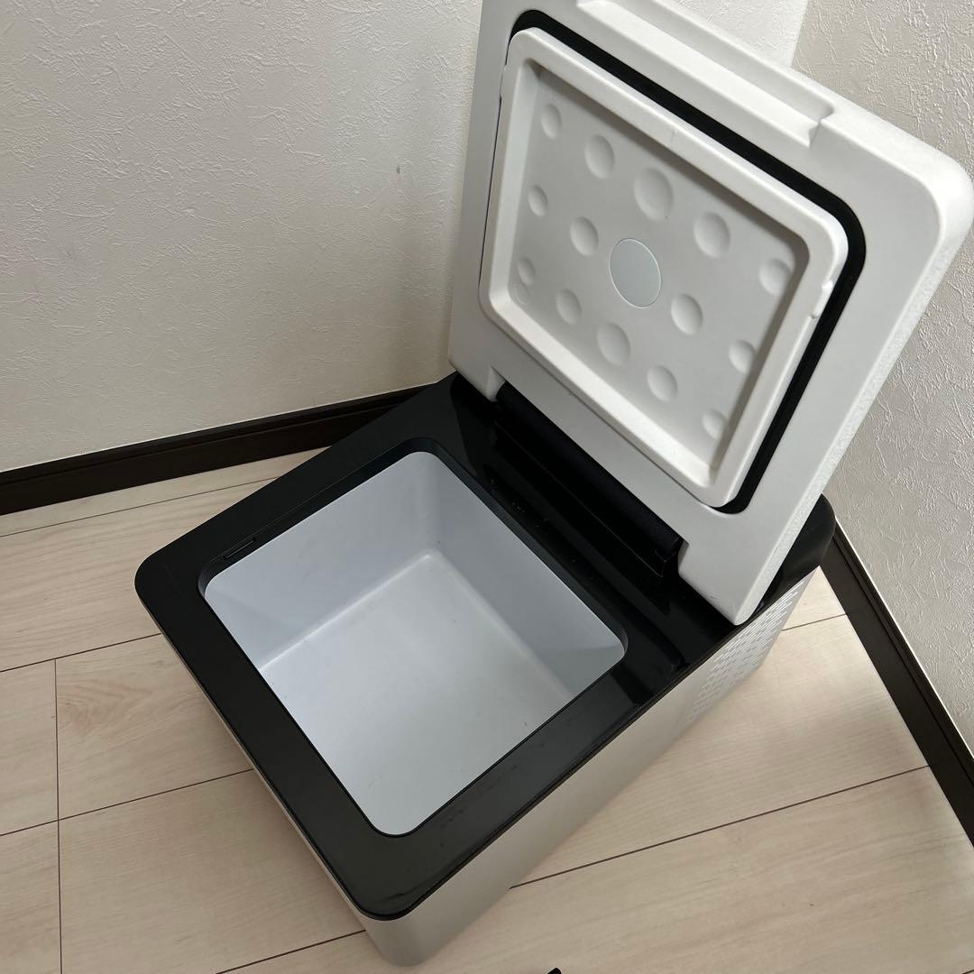 BLACK　LOSRECAL ポータブル冷蔵庫 車載冷蔵庫ホワイト