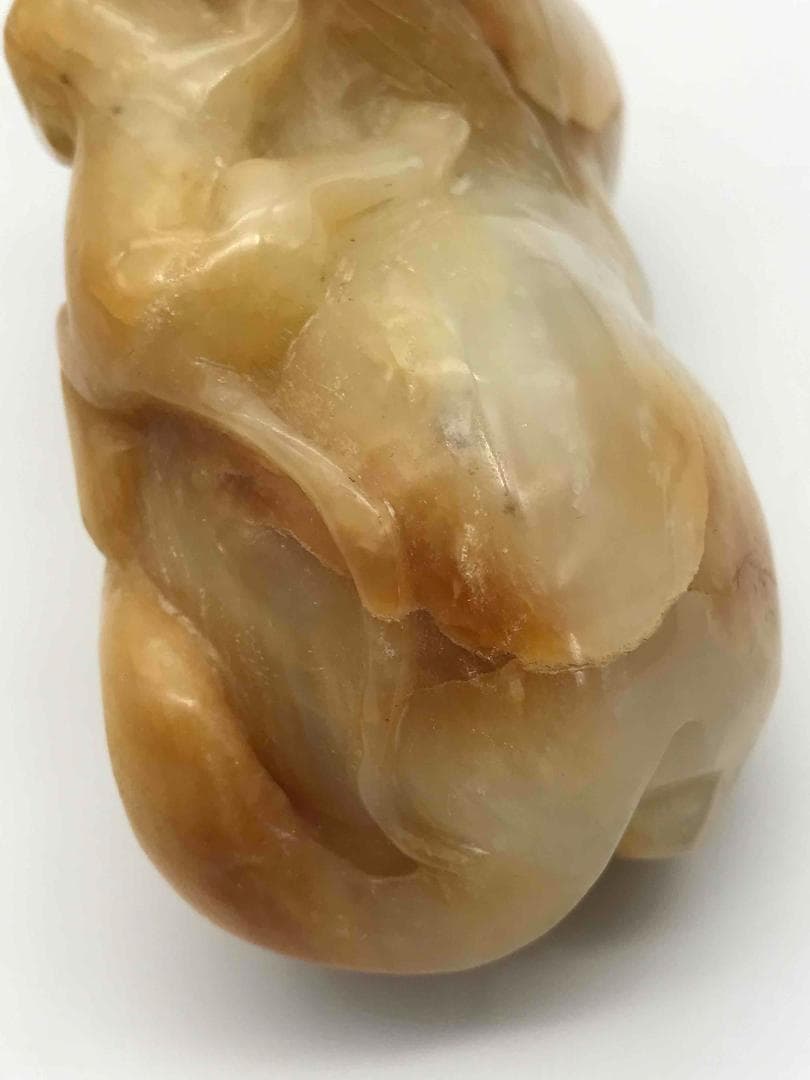 漢時代　和田玉　瑞獣　瑞馬と猿　馬上封候　神駿　玉彫り　古玉石(F-30)