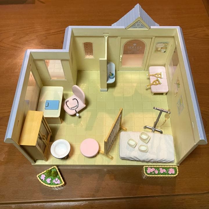 シルバニアファミリー　森のお医者さん　H01