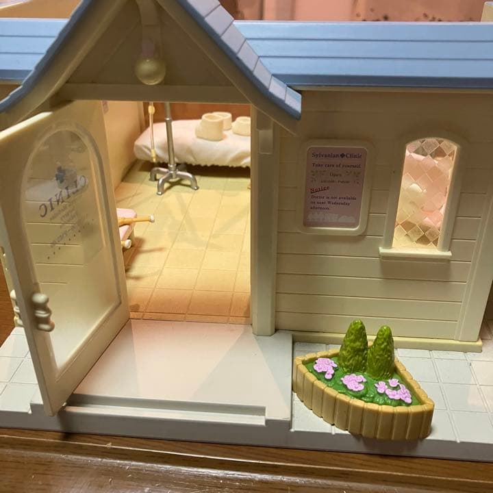 シルバニアファミリー　森のお医者さん　H01