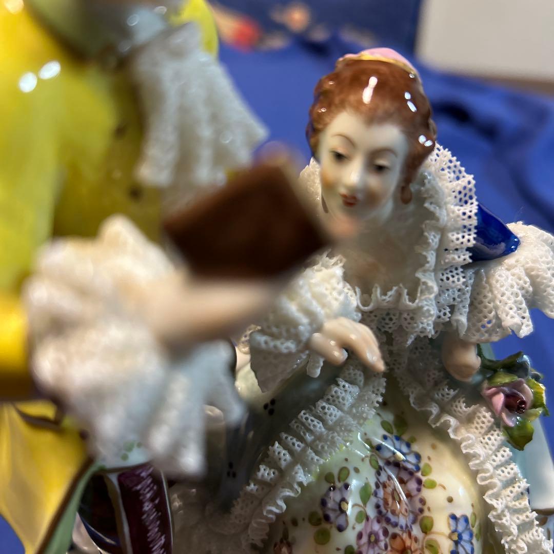 ドレスデンvolkstedt(フォルクシュテット)レース人形フィギュリン