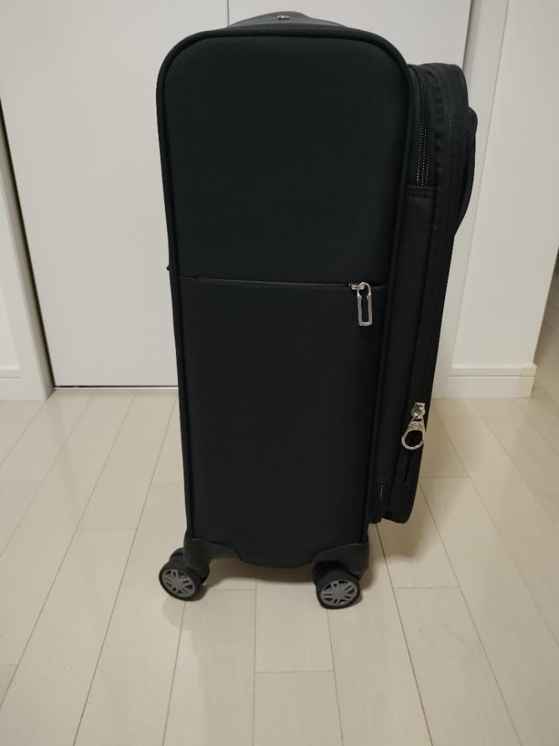 【使用３回】Samsonite　ビーライト４　スピナー55 EXP 機内持込OK