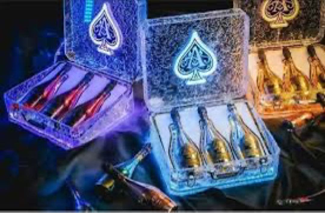 アルマンド アタッシュケース 信号機