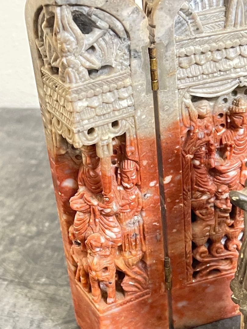 石製彫刻 三つ折り背景付き仏像　仏教　古美術