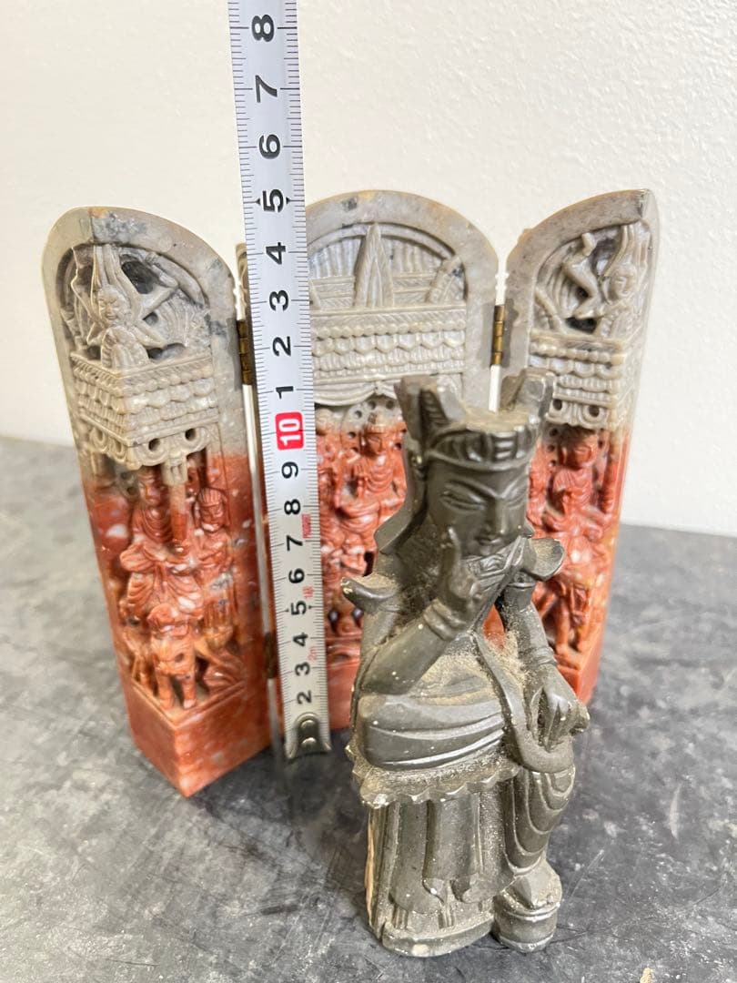 石製彫刻 三つ折り背景付き仏像　仏教　古美術