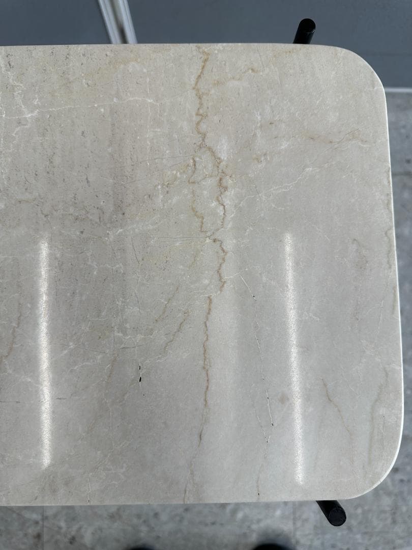 ZARA 　マーブル サイドテーブル　大理石　ホワイト