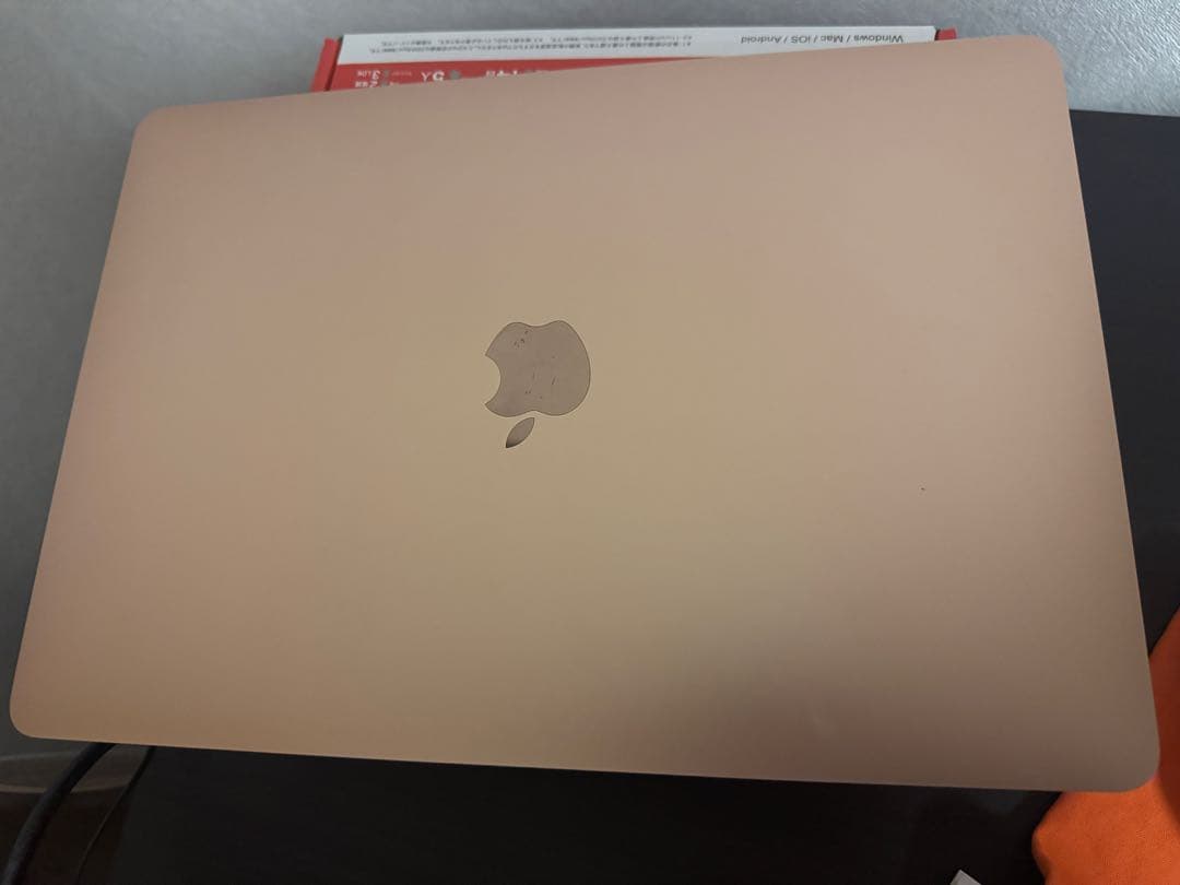 【ジャンク品】Apple MacBook Air ゴールド　第10世代intel