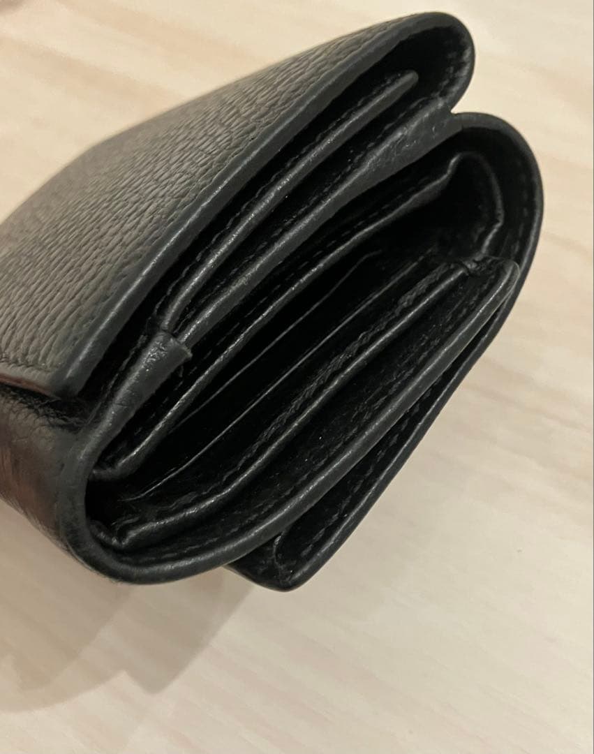 GUCCI グッチ　ダブルG マーモント　黒　レザー三つ折り財布　ウォレット